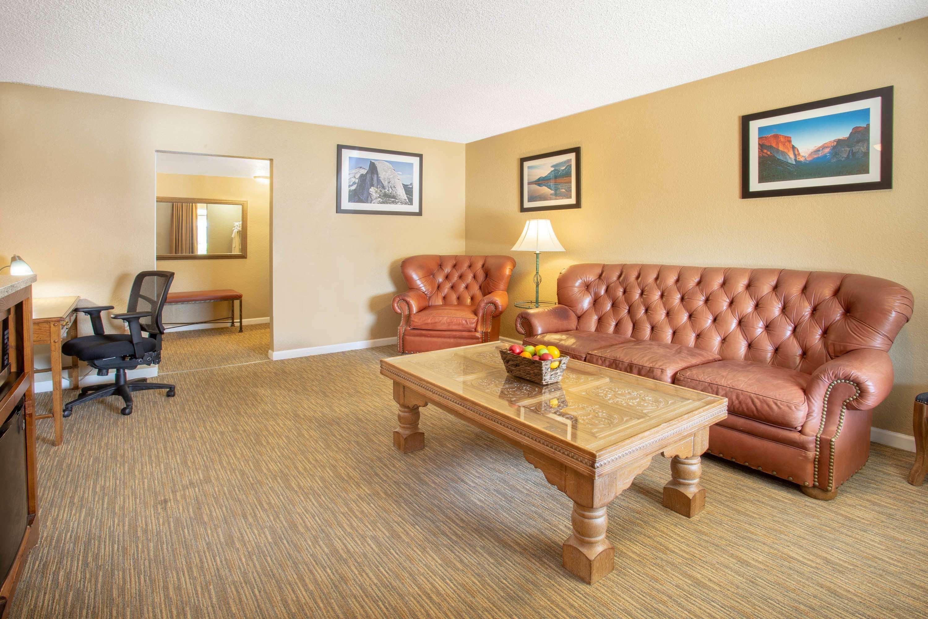 Travelodge By Wyndham Hawthorne Zewnętrze zdjęcie