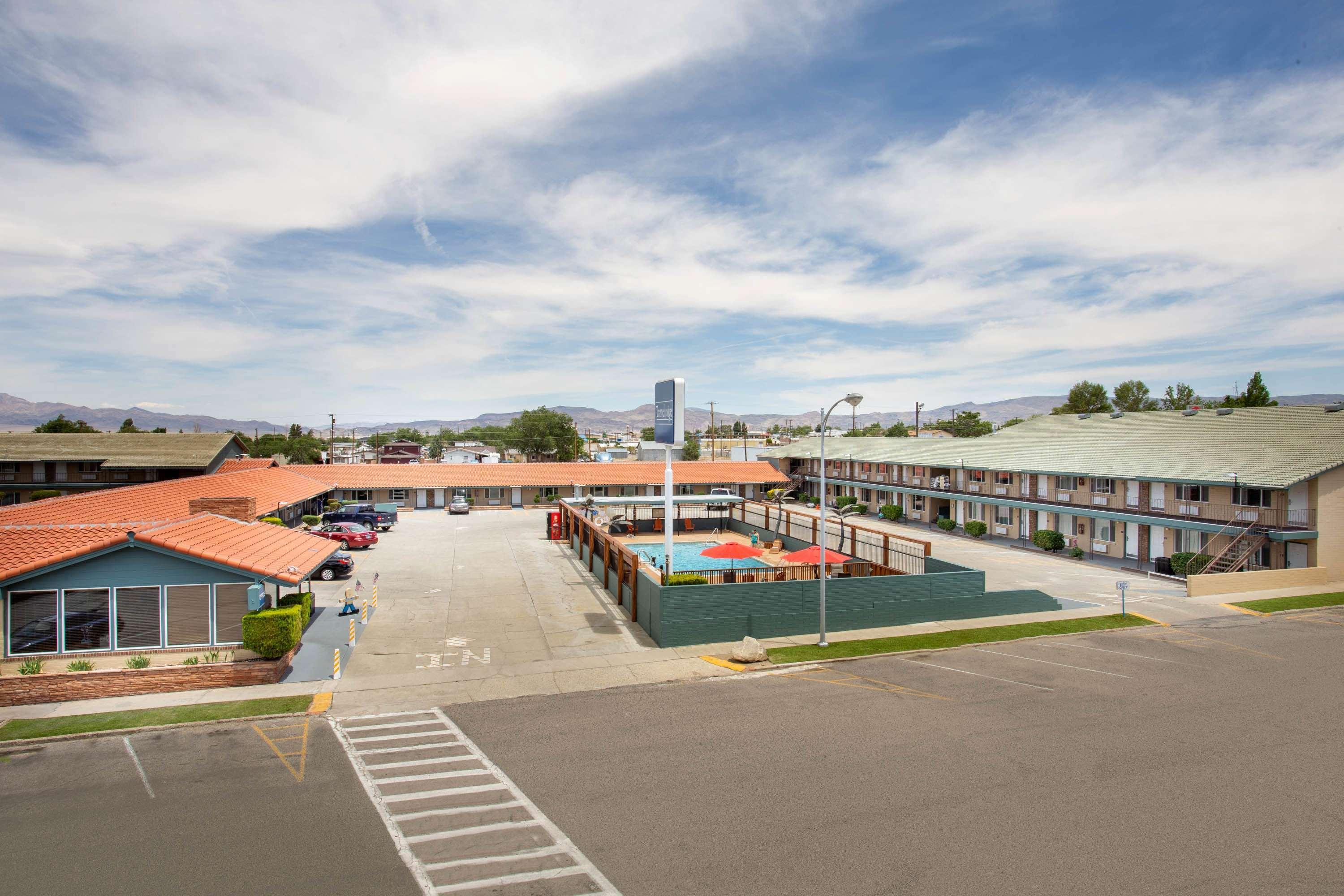 Travelodge By Wyndham Hawthorne Zewnętrze zdjęcie