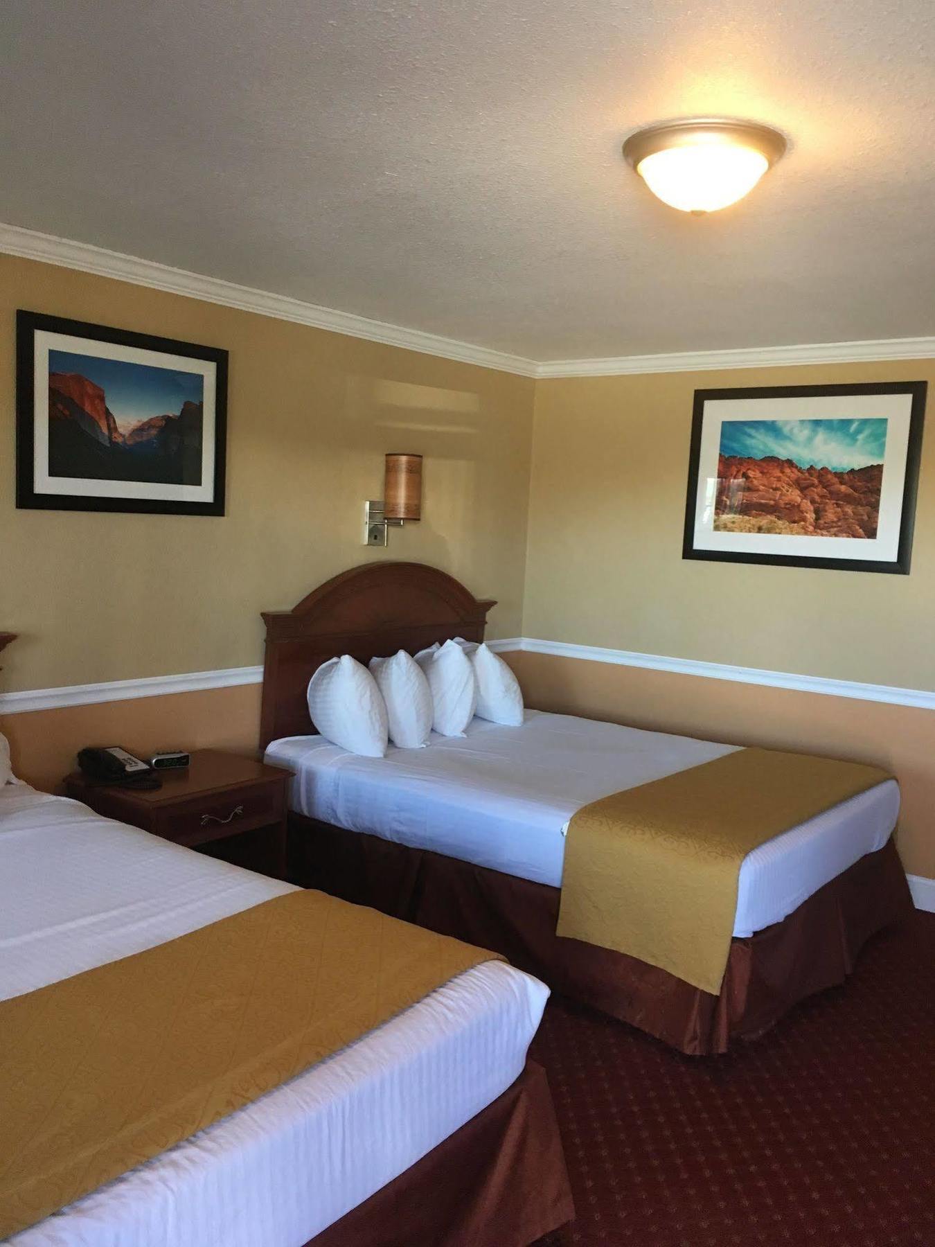 Travelodge By Wyndham Hawthorne Zewnętrze zdjęcie