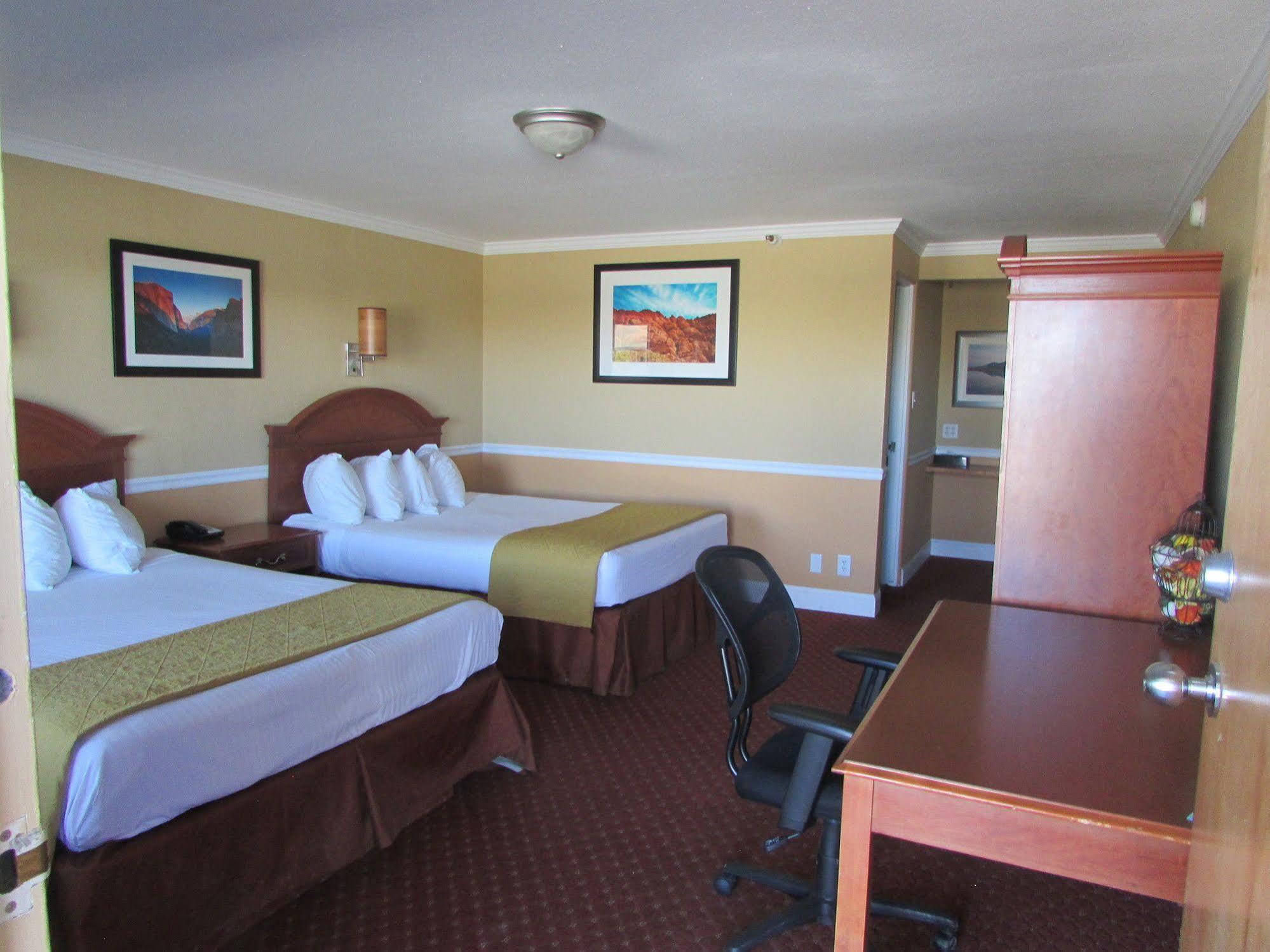 Travelodge By Wyndham Hawthorne Zewnętrze zdjęcie