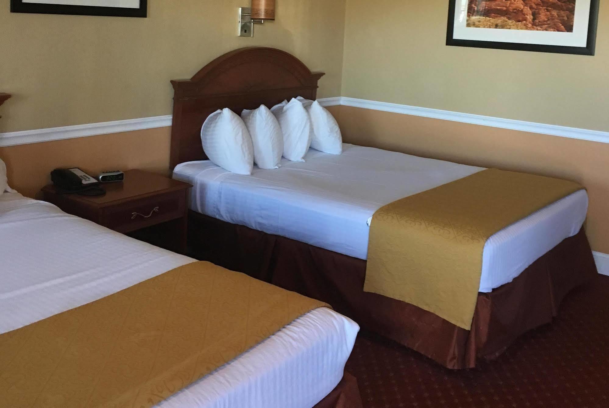 Travelodge By Wyndham Hawthorne Zewnętrze zdjęcie